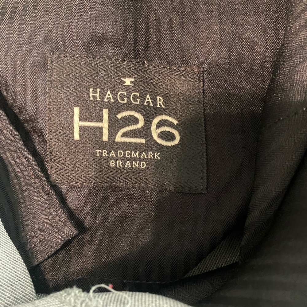 Haggar H26 Trademark Brand Grey Dress Pants Size W32 x L34 100% Polyester - Picture 2 of 4